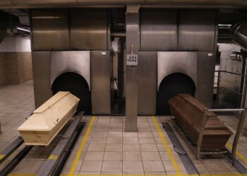 Почему жители Санкт-Петербурга предпочитают кремацию, нежели традиционные похороны
