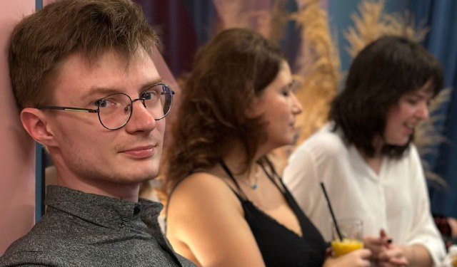 «Путь к изданию – не спринт, а марафон»: современный писатель о том, как напечатать свою книгу и сделать её популярной