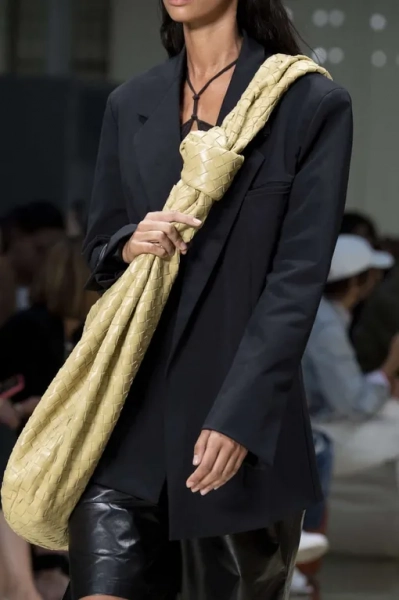 Bottega Veneta весна-лето 2020
