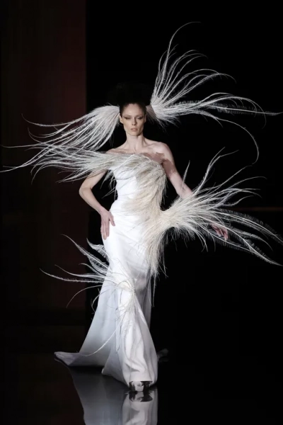 Stephane Rolland Haute Couture весна-лето 2025