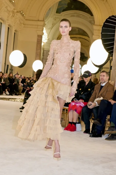 Schiaparelli Haute Couture весна-лето 2025