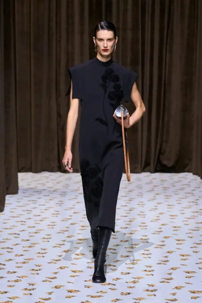Jil Sander весна-лето 2025