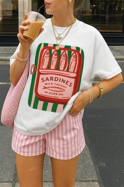 Sardine Girl Summer: как консервированная рыба стала главным фэшн-фетишем сезона