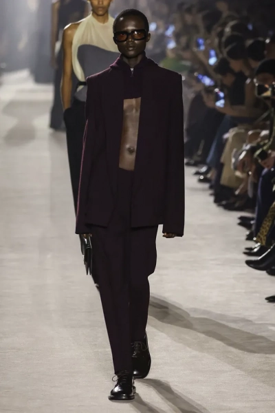 Victoria Beckham осень-зима 2025