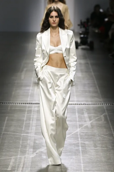 Ermanno Scervino весна-лето 2025