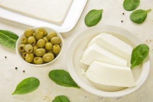 «Жюльен» с адыгейским сыром и оливками