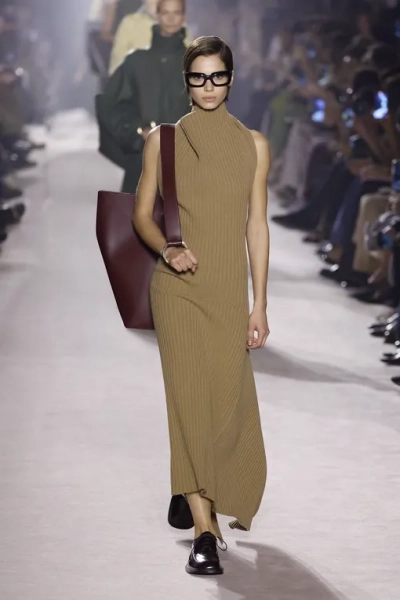 Victoria Beckham осень-зима 2025/2026