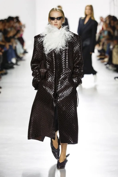 Bottega Veneta весна-лето 2026