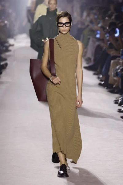 Victoria Beckham осень-зима 2025/26
