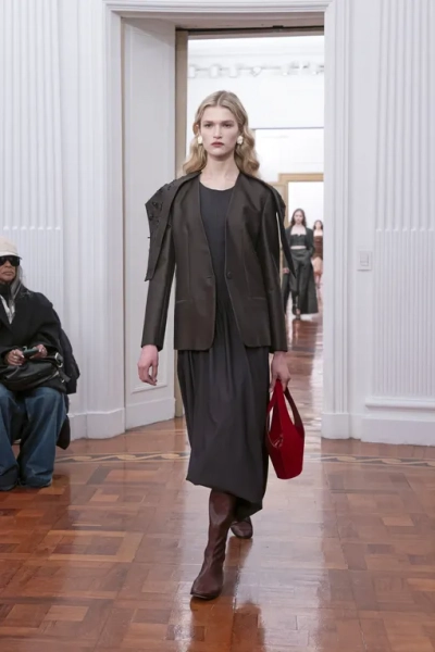 Alberta Ferretti осень-зима 2025/26