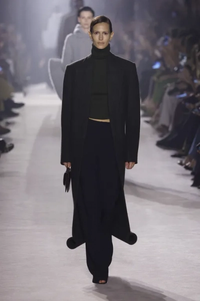 Victoria Beckham осень-зима 2025/26