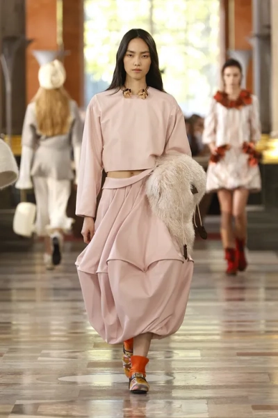 Louis Vuitton весна-лето 2026