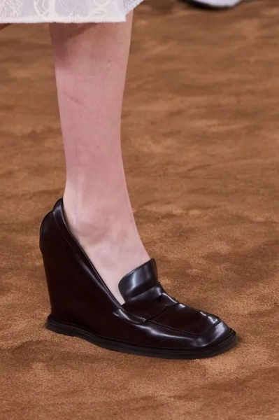 Acne Studios весна-лето 2026