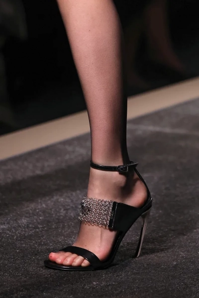 Versace осень-зима 2025/26