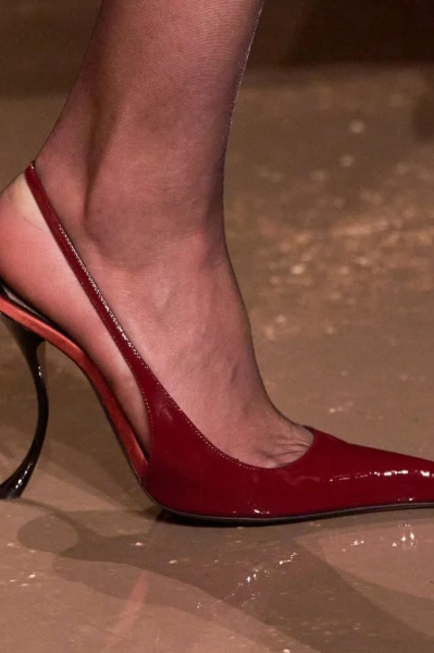 Saint Laurent осень-зима 2025/26