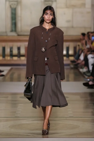 Tory Burch весна-лето 2026