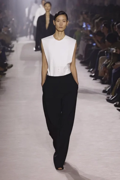 Victoria Beckham осень-зима 2025/26
