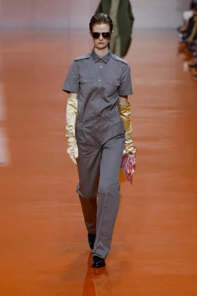 Prada весна-лето 2026