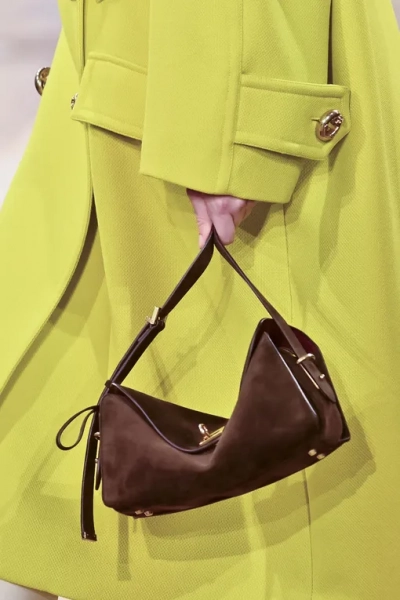 Balenciaga весна-лето 2026