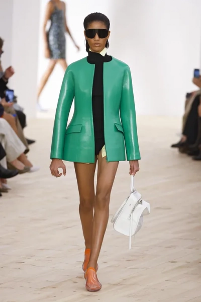 Loewe весна-лето 2026