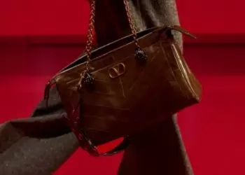 Новая it bag — Valentino Panthea. Винтажная форма от Алессандро Микеле