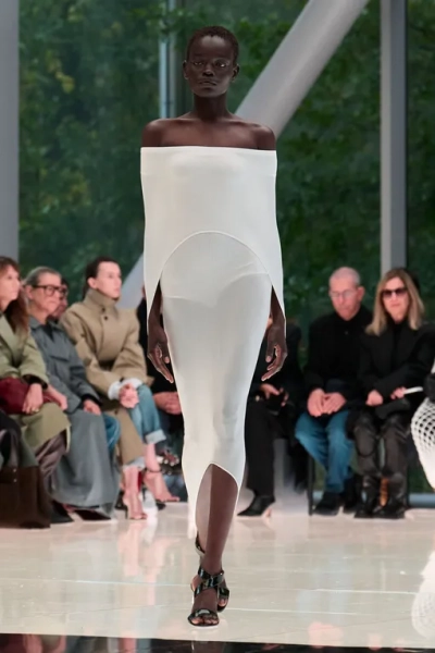 Alaïa весна-лето 2026
