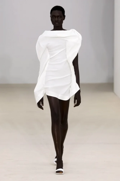 Issey Miyake весна-лето 2026
