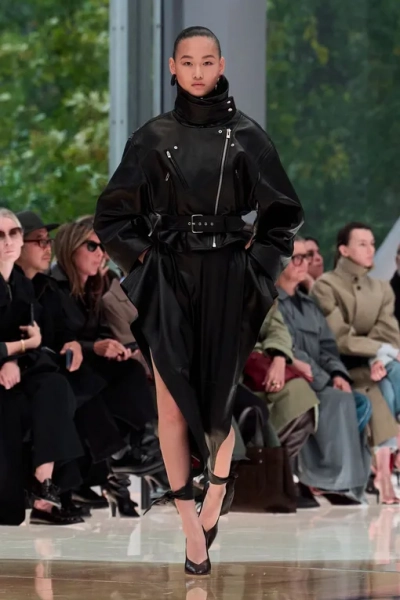Alaïa весна-лето 2026