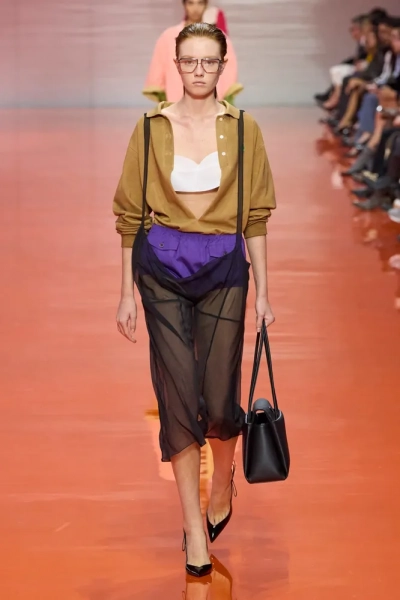 Prada весна-лето 2026