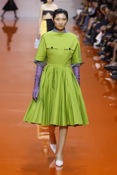 Prada весна-лето 2026