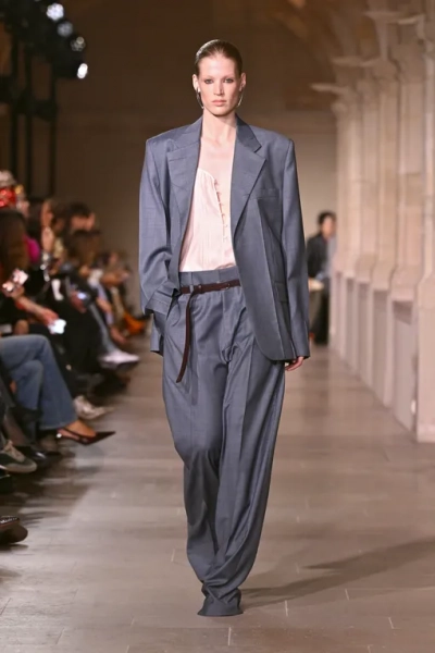 Victoria Beckham весна-лето 2026