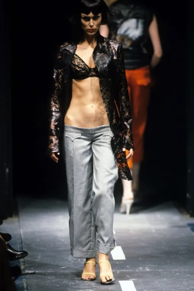 Alexander McQueen осень-зима 1994