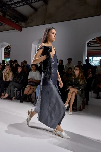 Bottega Veneta весна-лето 2026