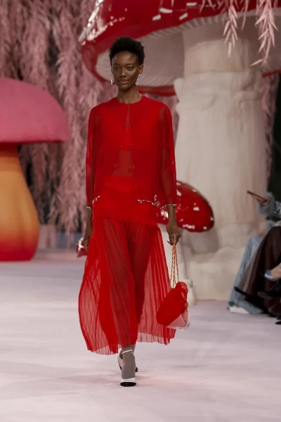 Chanel весна-лето 2026