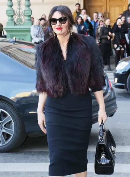 Моника Беллуччи в Москве с сумкой Monica Dolce &amp; Gabbana, 2014