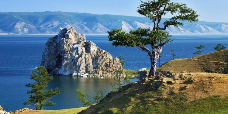 Туры и экскурсии на Байкал: форматы, возможности и преимущества