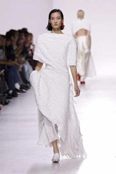 Bottega Veneta весна-лето 2026