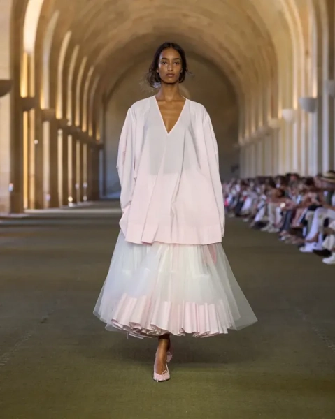 Jacquemus весна-лето 2026