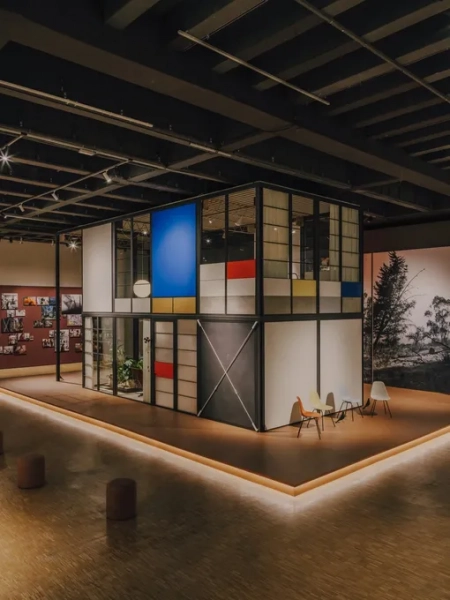 Модульный дом Eames Office и Kettal