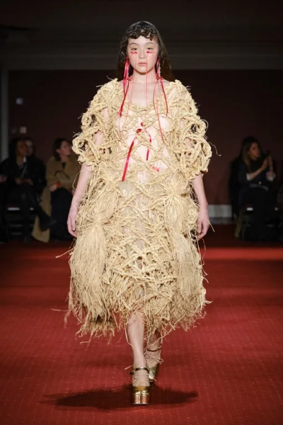 Simone Rocha осень-зима 2023/24