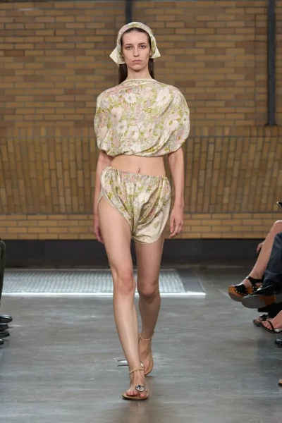 Calvin Klein Collection весна-лето 2026