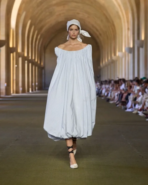 Jacquemus весна-лето 2026