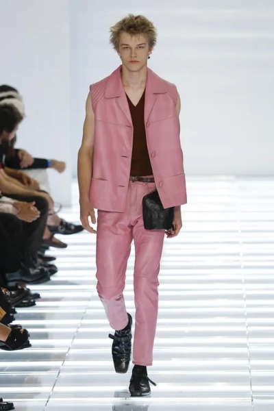 Prada весна-лето 2027