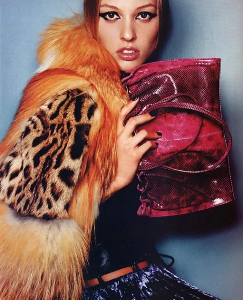 Рекламная кампания Gucci, осень-зима 1999/00