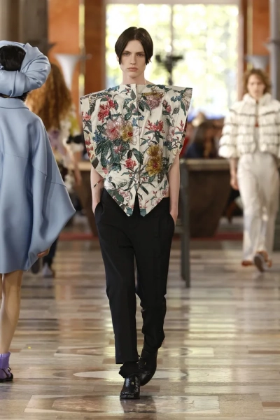 Louis Vuitton весна-лето 2026