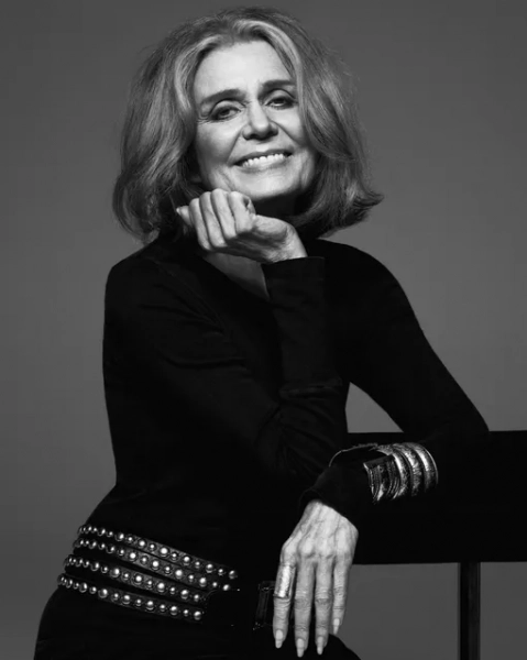 Портрет Глории Стайнем, сделанный Энни Лейбовиц для проекта «Women: New Portraits», 2015 год