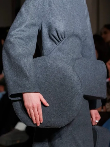Знакомьтесь: Джули Кегельс — победитель LVMH Prize-2026