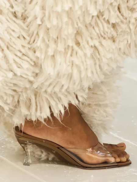 Balenciaga весна-лето 2027
