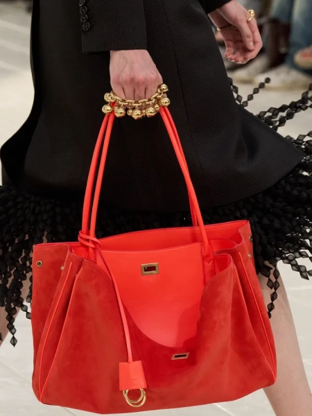 Balenciaga весна-лето 2027